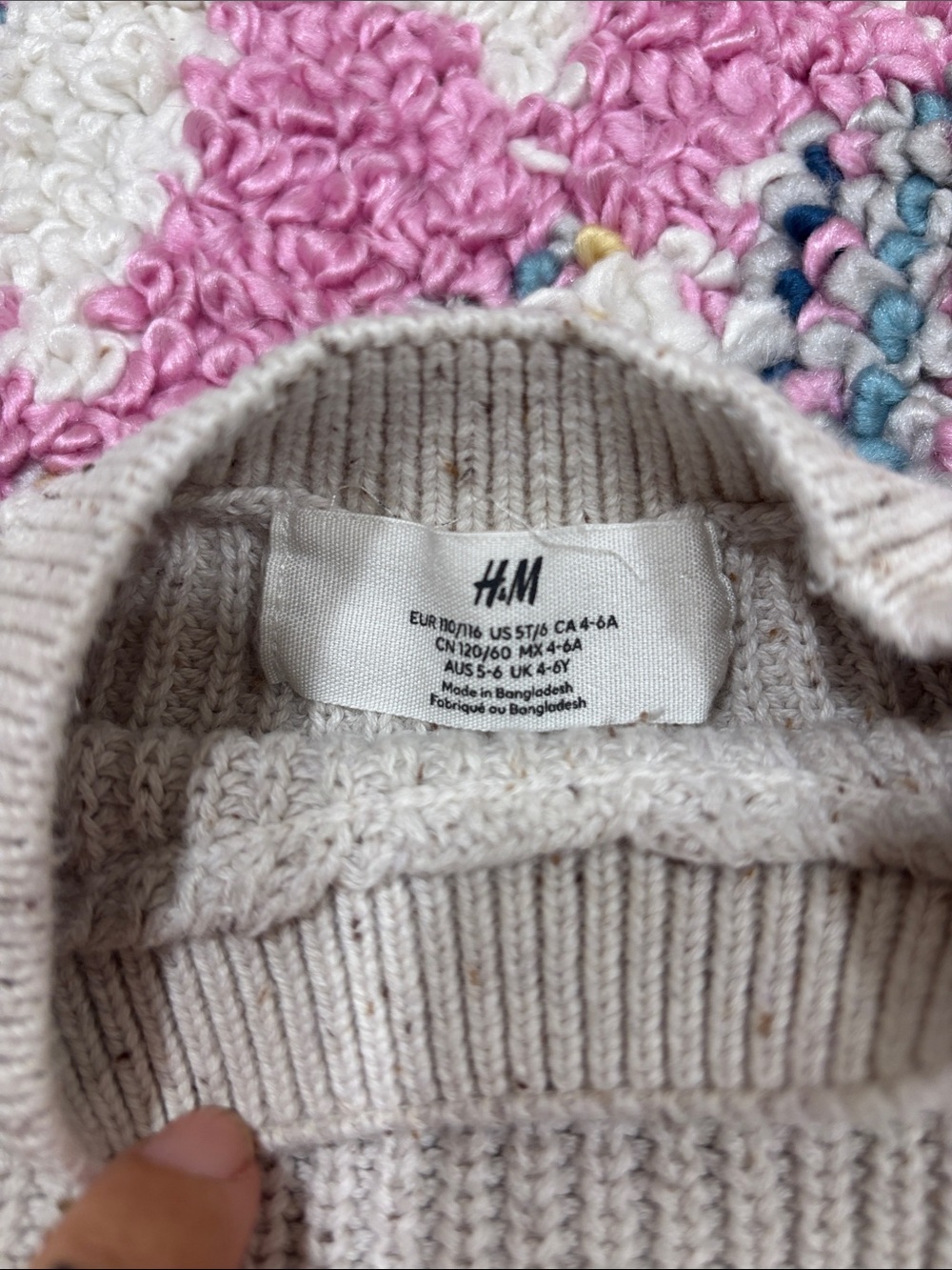 H&M Sweater - Picture 2 of 2